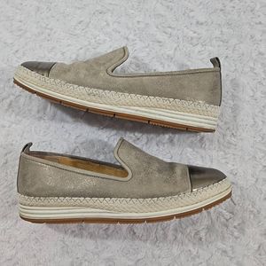 Paul Green 3.5 UK size 6 US size slip-on sneaker Espadrille gold silver metallic